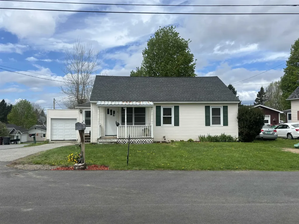 54 Kingsbury Avenue Derby VT 05830