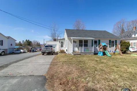 54 Kingsbury Avenue Derby VT 05830