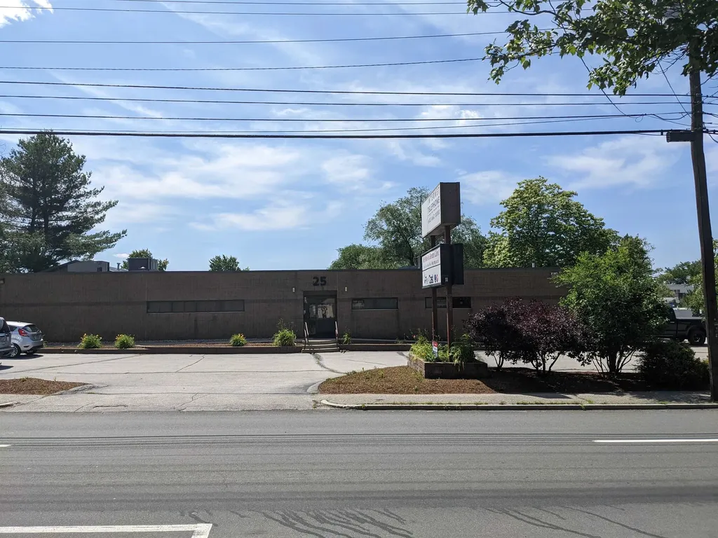 25 S Maple Street Manchester NH 03103