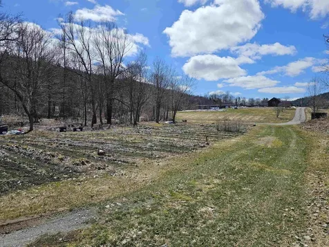 2263 Us Route 2 Marshfield VT 05658-7149