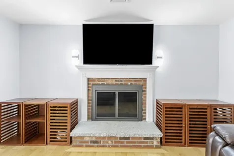 32 Stage Road Nottingham NH 03290