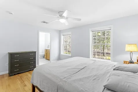 32 Stage Road Nottingham NH 03290