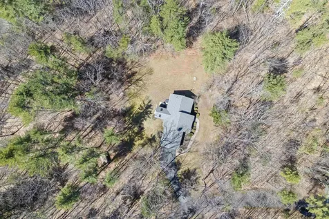 32 Stage Road Nottingham NH 03290