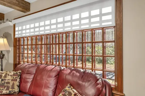 4 Dove Street Wolfeboro NH 03894