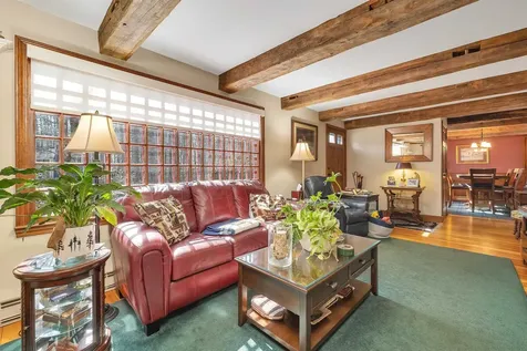 4 Dove Street Wolfeboro NH 03894