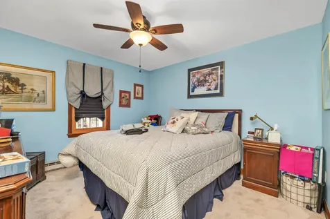 4 Dove Street Wolfeboro NH 03894