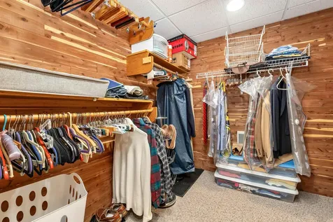 4 Dove Street Wolfeboro NH 03894