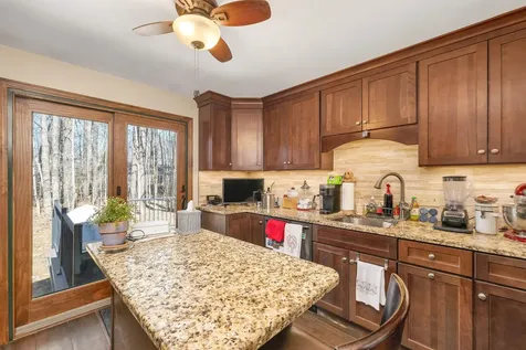 4 Dove Street Wolfeboro NH 03894