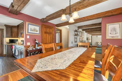 4 Dove Street Wolfeboro NH 03894