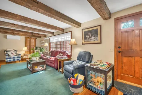 4 Dove Street Wolfeboro NH 03894