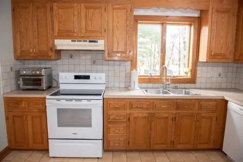 5 Maylane Drive Salem NH 03079