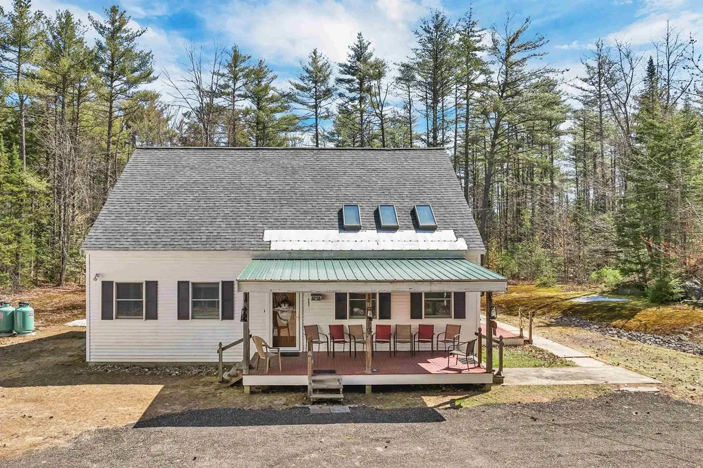 1267 Province Lake Road Effingham NH 03882