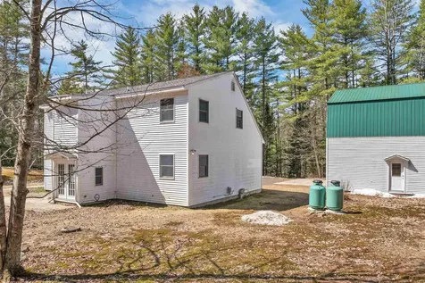 1267 Province Lake Road Effingham NH 03882