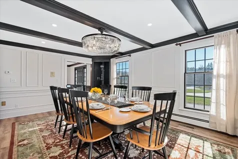 7 Meadowcrest Road Hooksett NH 03106