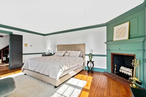 7 Meadowcrest Road Hooksett NH 03106