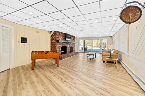 7 Meadowcrest Road Hooksett NH 03106