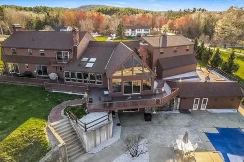 7 Meadowcrest Road Hooksett NH 03106