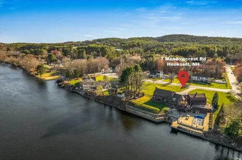 7 Meadowcrest Road Hooksett NH 03106