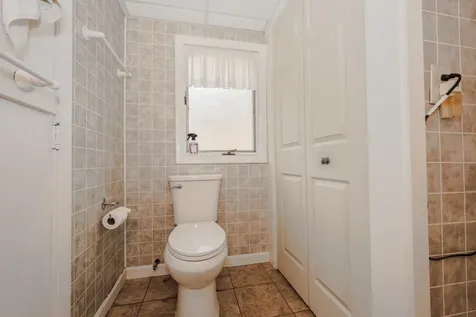 24 Lake View Road Epsom NH 03234