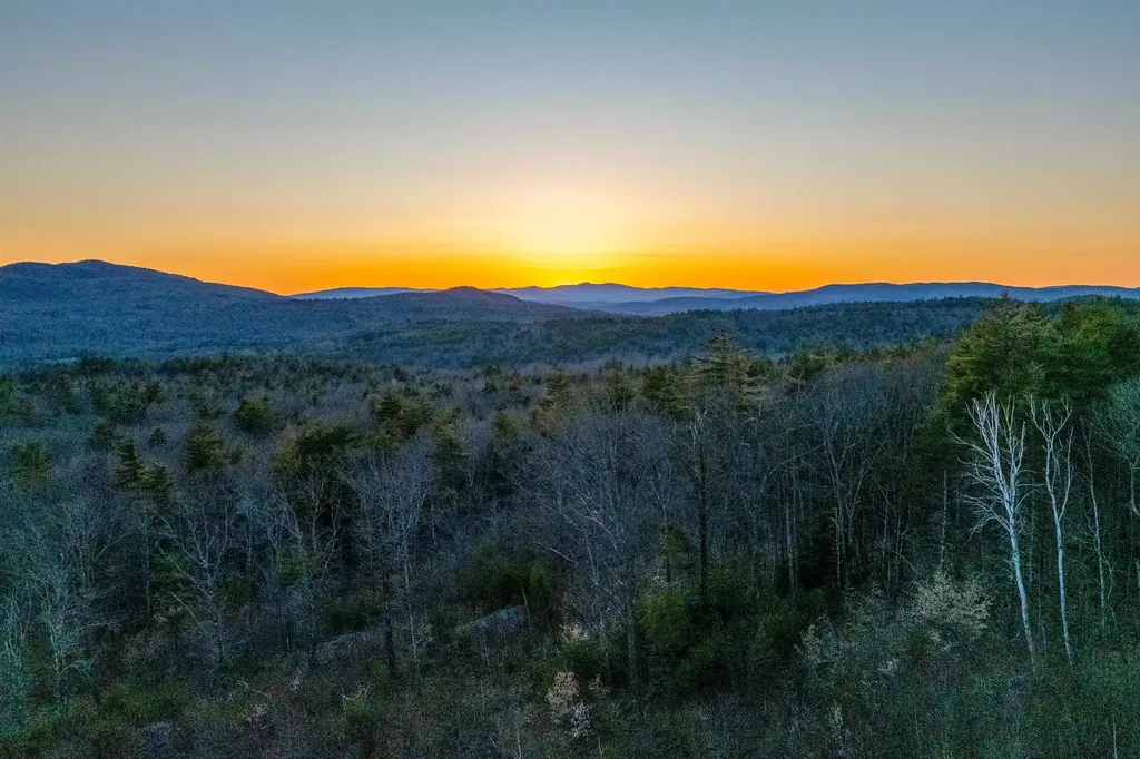 133 Saddle Hill Road Meredith NH 03253