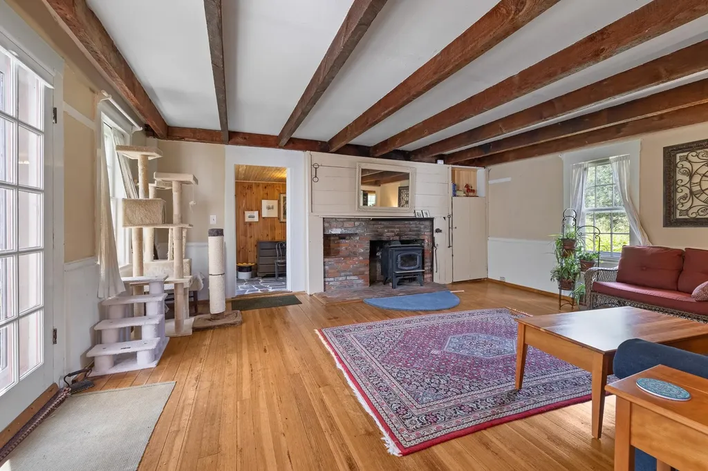 10 Curtis Road Hartland VT 05048