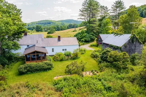 10 Curtis Road Hartland VT 05048