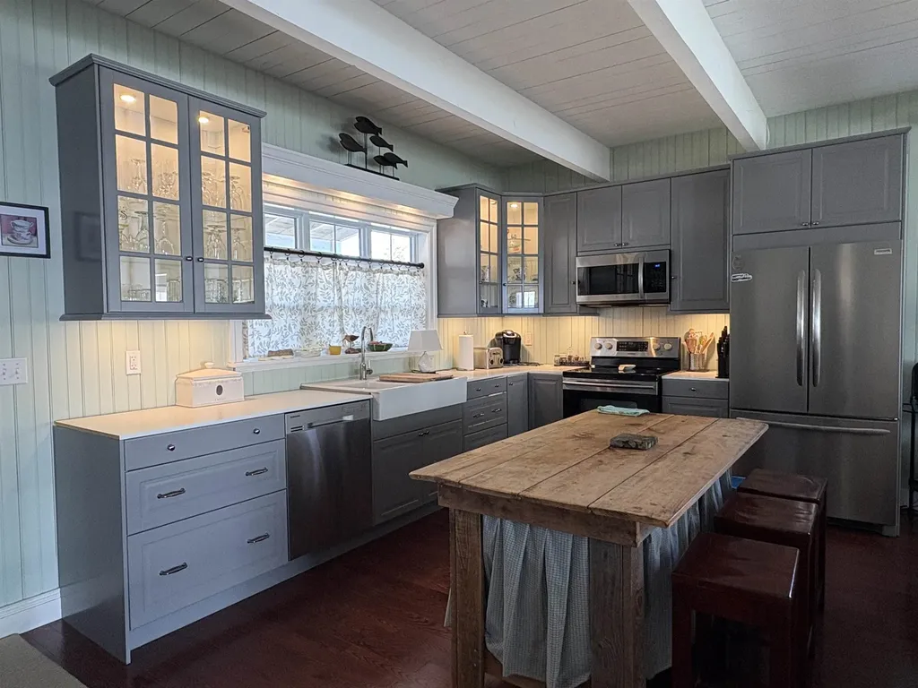 419 North End Road East North Hero VT 05474