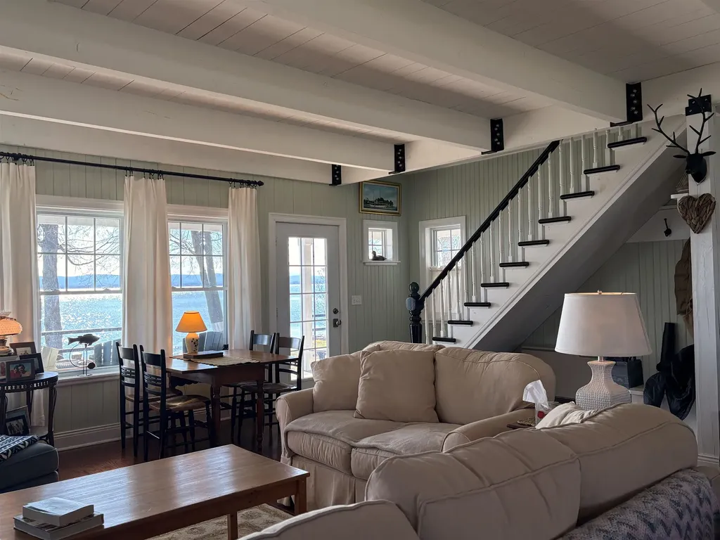 419 North End Road East North Hero VT 05474