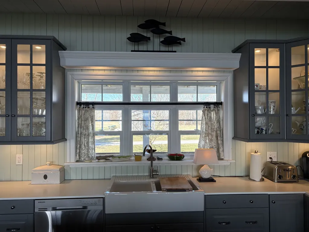 419 North End Road East North Hero VT 05474