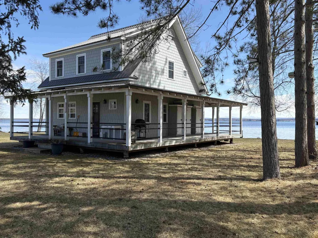 419 North End Road East North Hero VT 05474