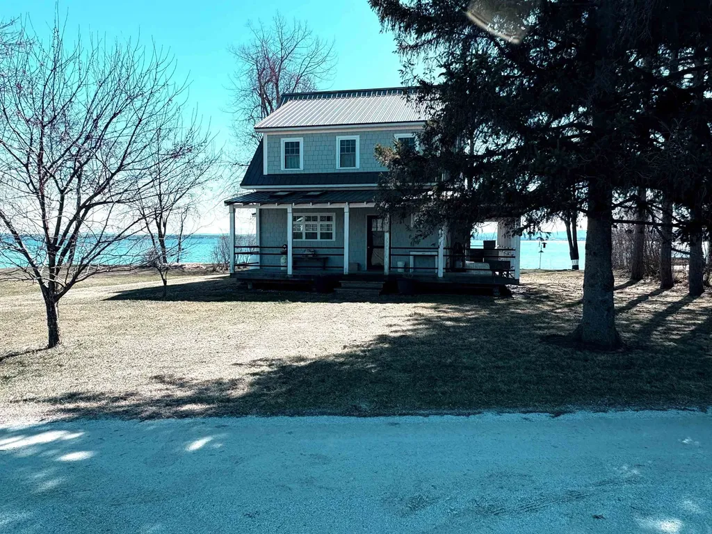 419 North End Road East North Hero VT 05474