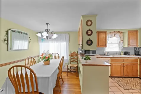 12 Sunset Drive Somersworth NH 03878