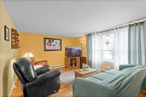 12 Sunset Drive Somersworth NH 03878