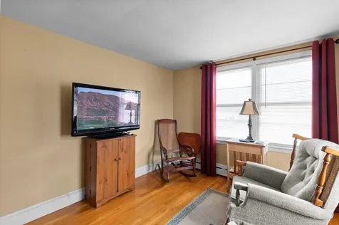 12 Sunset Drive Somersworth NH 03878