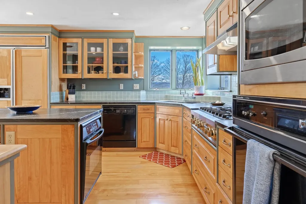 33 Ferndale Drive Barnard VT 05031