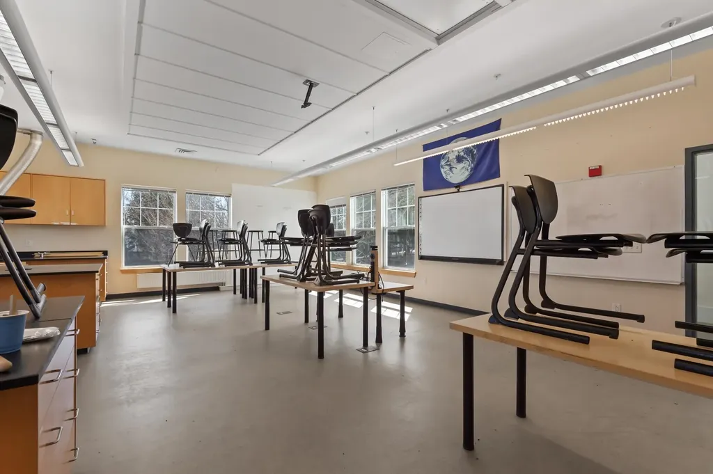 371 West Farm Road Bethlehem NH 03574