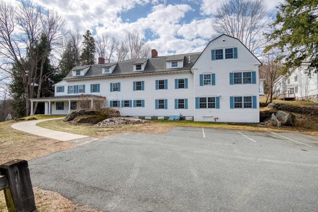 371 West Farm Road Bethlehem NH 03574