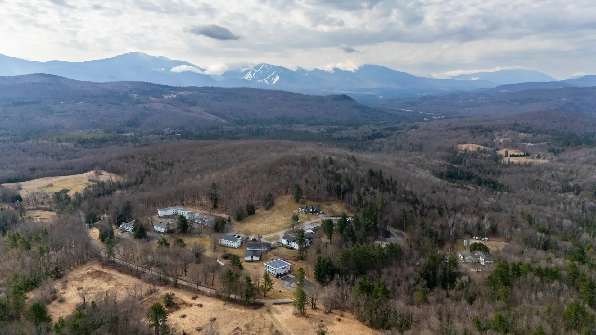 371 West Farm Road Bethlehem NH 03574