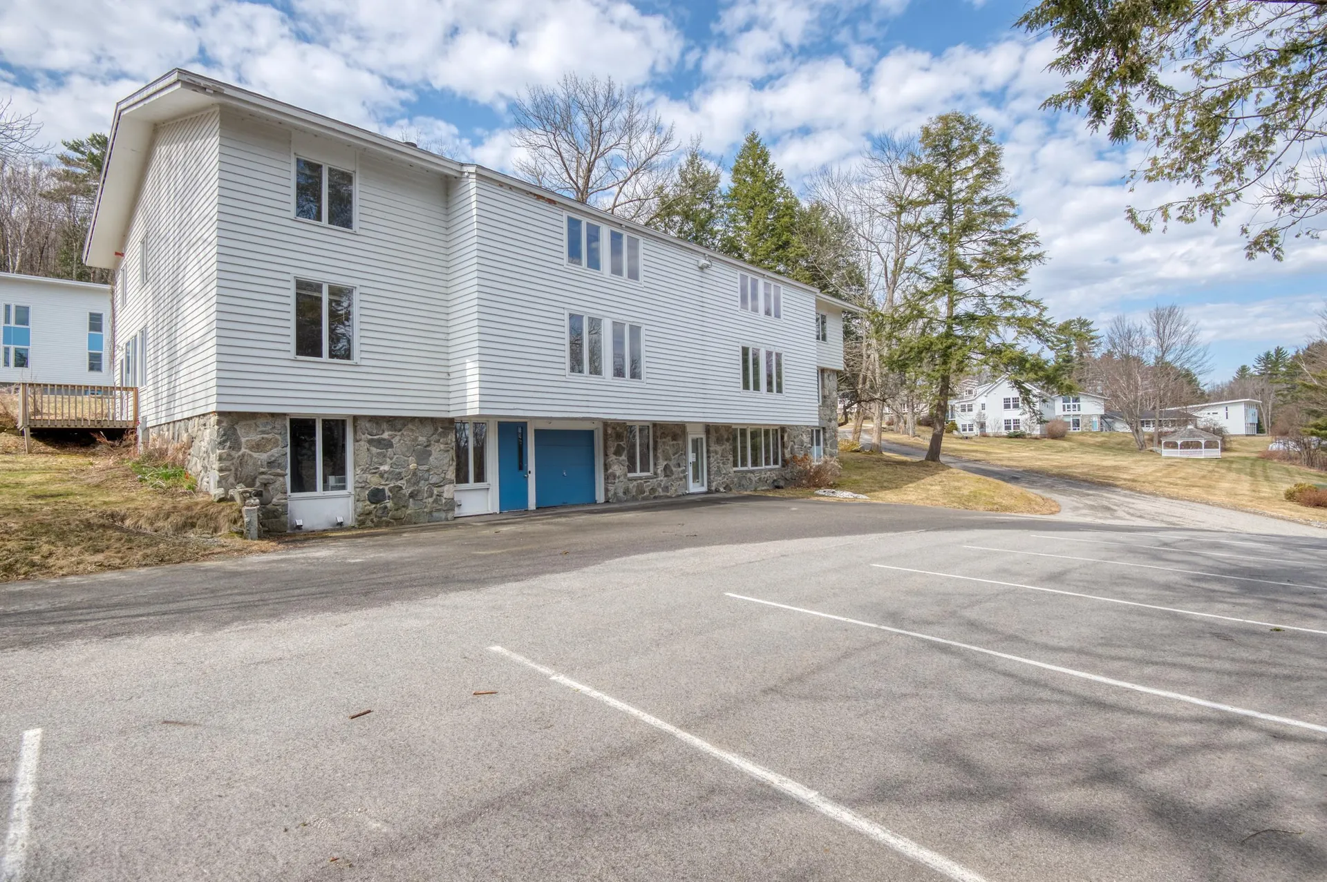 371 West Farm Road Bethlehem NH 03574