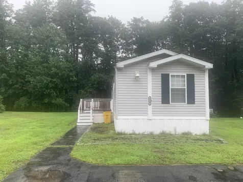 712 Sherwood Glen Road Somersworth NH 03878