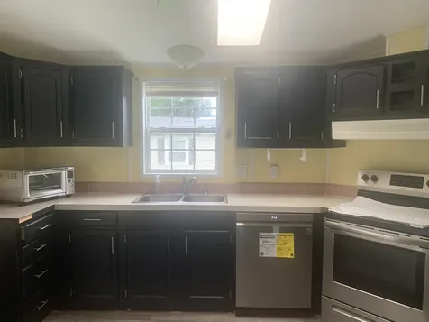 712 Sherwood Glen Road Somersworth NH 03878