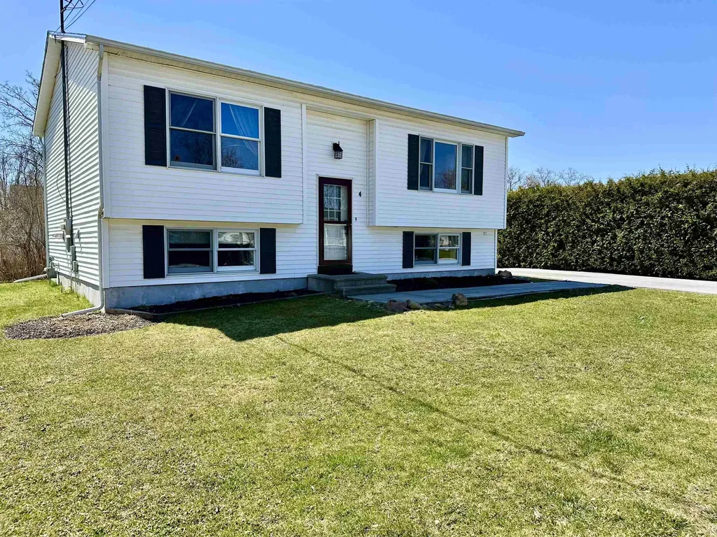 4 Guyette Circle St. Albans City VT 05478