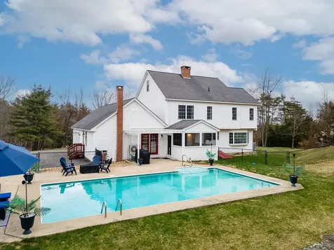 146 Ten Rod Road Rochester NH 03867