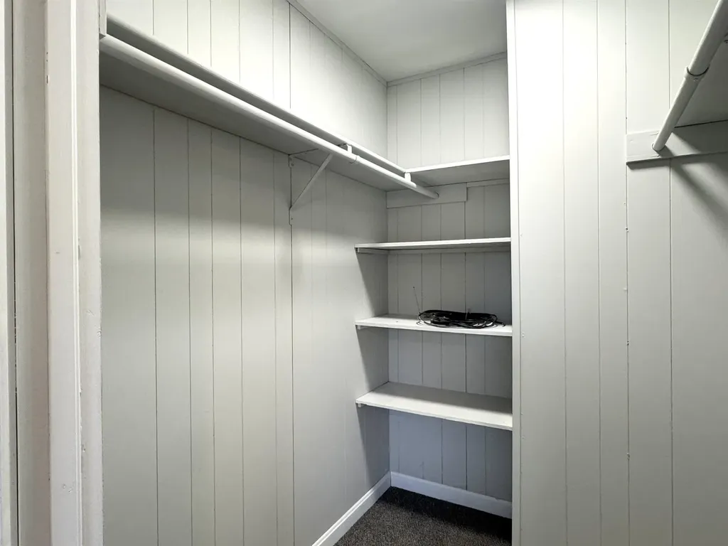 213 Scottsdale Road Newport City VT 05855