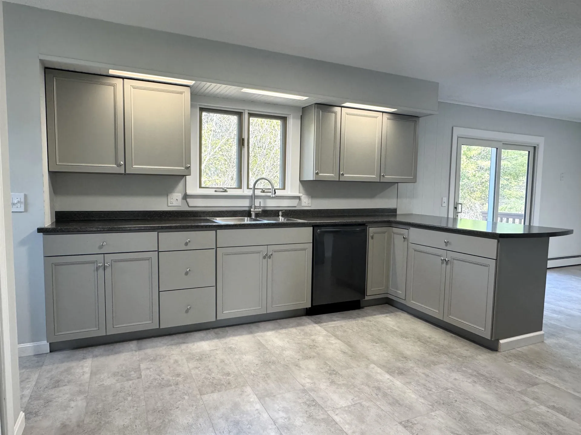 213 Scottsdale Road Newport City VT 05855