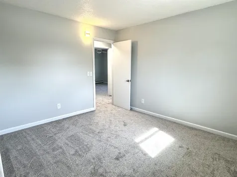 213 Scottsdale Road Newport City VT 05855