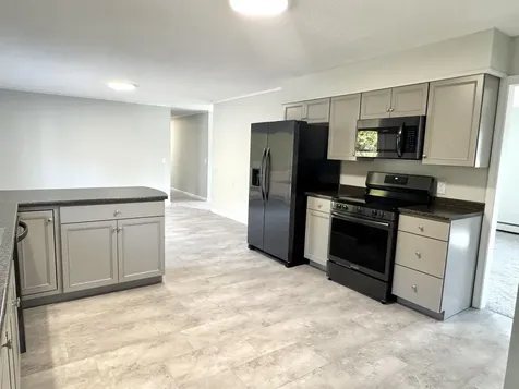 213 Scottsdale Road Newport City VT 05855