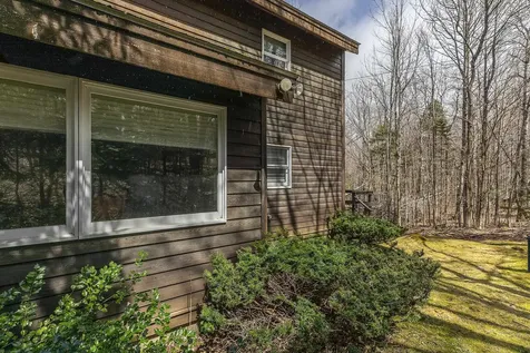 61 E Country Club Road Dover VT 05356-0527