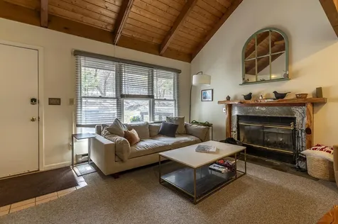 61 E Country Club Road Dover VT 05356-0527