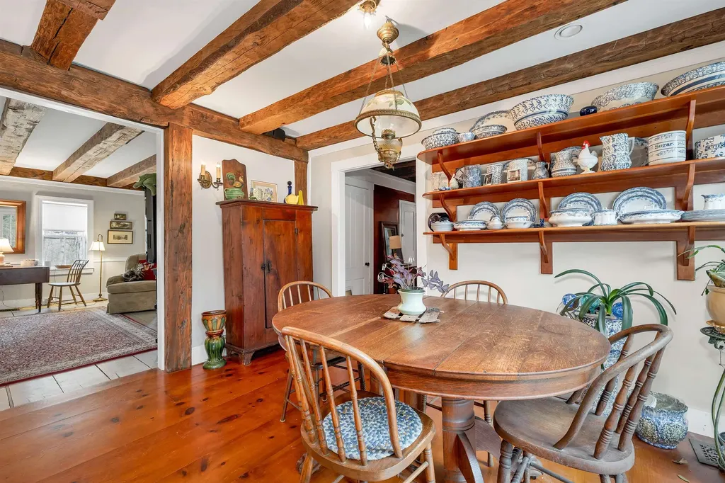 107 Governor Wentworth Highway Moultonborough NH 03254